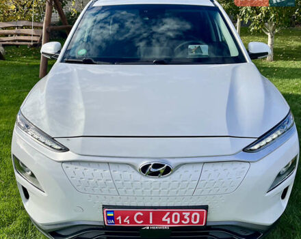 Белый Хендай Kona Electric, объемом двигателя 0 л и пробегом 115 тыс. км за 16900 $, фото 38 на Automoto.ua