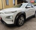 Білий Хендай Kona Electric, об'ємом двигуна 0 л та пробігом 64 тис. км за 14950 $, фото 13 на Automoto.ua