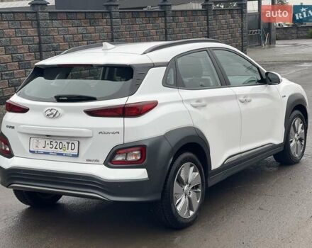 Білий Хендай Kona Electric, об'ємом двигуна 0 л та пробігом 158 тис. км за 16500 $, фото 4 на Automoto.ua