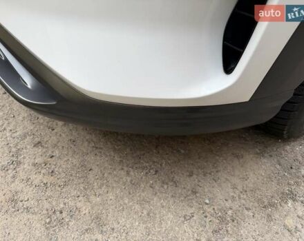 Білий Хендай Kona Electric, об'ємом двигуна 0 л та пробігом 64 тис. км за 14950 $, фото 19 на Automoto.ua