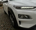 Белый Хендай Kona Electric, объемом двигателя 0 л и пробегом 58 тыс. км за 17499 $, фото 19 на Automoto.ua