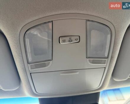 Білий Хендай Kona Electric, об'ємом двигуна 0 л та пробігом 64 тис. км за 14950 $, фото 100 на Automoto.ua