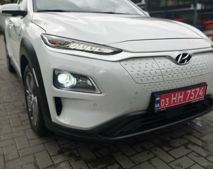 Білий Хендай Kona Electric, об'ємом двигуна 0 л та пробігом 78 тис. км за 17900 $, фото 14 на Automoto.ua