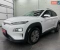 Белый Хендай Kona Electric, объемом двигателя 0 л и пробегом 92 тыс. км за 18983 $, фото 2 на Automoto.ua