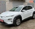 Білий Хендай Kona Electric, об'ємом двигуна 0 л та пробігом 102 тис. км за 15700 $, фото 2 на Automoto.ua