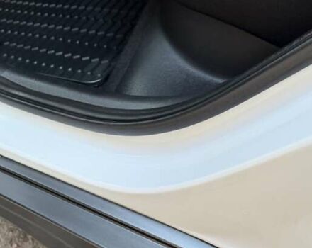 Білий Хендай Kona Electric, об'ємом двигуна 0 л та пробігом 64 тис. км за 14950 $, фото 104 на Automoto.ua