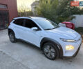 Белый Хендай Kona Electric, объемом двигателя 0 л и пробегом 47 тыс. км за 16100 $, фото 3 на Automoto.ua