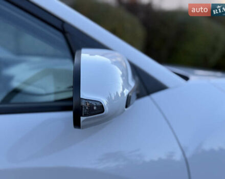 Белый Хендай Kona Electric, объемом двигателя 0 л и пробегом 80 тыс. км за 16900 $, фото 41 на Automoto.ua