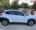 Белый Хендай Kona Electric, объемом двигателя 0 л и пробегом 47 тыс. км за 16100 $, фото 4 на Automoto.ua