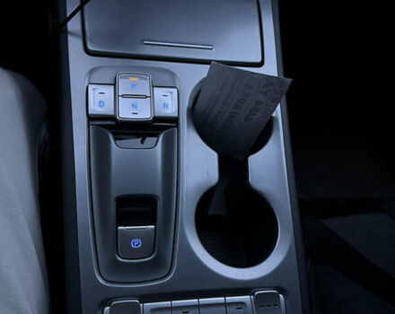 Белый Хендай Kona Electric, объемом двигателя 0 л и пробегом 47 тыс. км за 16100 $, фото 22 на Automoto.ua