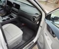 Белый Хендай Kona Electric, объемом двигателя 0 л и пробегом 65 тыс. км за 18700 $, фото 7 на Automoto.ua