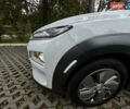 Белый Хендай Kona Electric, объемом двигателя 0 л и пробегом 103 тыс. км за 17999 $, фото 44 на Automoto.ua