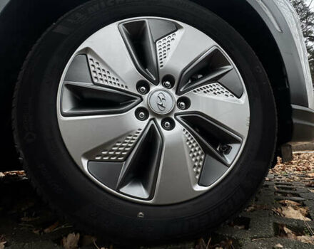 Белый Хендай Kona Electric, объемом двигателя 0 л и пробегом 59 тыс. км за 16900 $, фото 32 на Automoto.ua