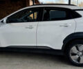 Белый Хендай Kona Electric, объемом двигателя 0 л и пробегом 95 тыс. км за 17500 $, фото 18 на Automoto.ua
