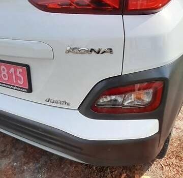 Білий Хендай Kona Electric, об'ємом двигуна 0 л та пробігом 71 тис. км за 17600 $, фото 18 на Automoto.ua