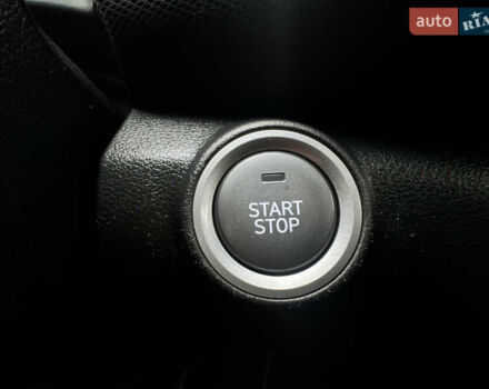 Белый Хендай Kona Electric, объемом двигателя 0 л и пробегом 103 тыс. км за 17999 $, фото 103 на Automoto.ua