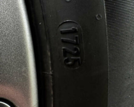 Белый Хендай Kona Electric, объемом двигателя 0 л и пробегом 103 тыс. км за 17999 $, фото 41 на Automoto.ua