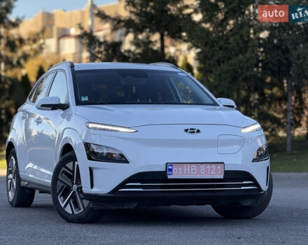 Белый Хендай Kona Electric, объемом двигателя 0 л и пробегом 80 тыс. км за 16900 $, фото 2 на Automoto.ua