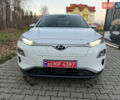 Белый Хендай Kona Electric, объемом двигателя 0 л и пробегом 136 тыс. км за 16950 $, фото 1 на Automoto.ua