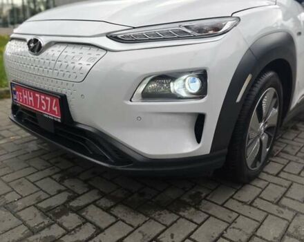 Білий Хендай Kona Electric, об'ємом двигуна 0 л та пробігом 78 тис. км за 17900 $, фото 15 на Automoto.ua