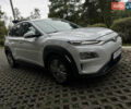 Белый Хендай Kona Electric, объемом двигателя 0 л и пробегом 103 тыс. км за 17999 $, фото 8 на Automoto.ua