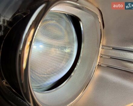 Білий Хендай Kona Electric, об'ємом двигуна 0 л та пробігом 64 тис. км за 14950 $, фото 21 на Automoto.ua