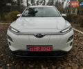 Белый Хендай Kona Electric, объемом двигателя 0 л и пробегом 59 тыс. км за 16900 $, фото 13 на Automoto.ua