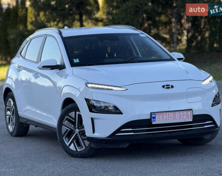 Белый Хендай Kona Electric, объемом двигателя 0 л и пробегом 80 тыс. км за 16900 $, фото 1 на Automoto.ua