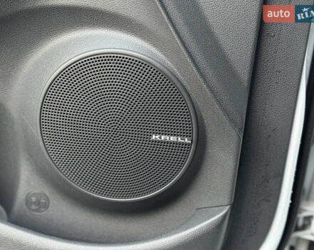 Белый Хендай Kona Electric, объемом двигателя 0 л и пробегом 150 тыс. км за 16960 $, фото 25 на Automoto.ua