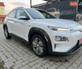 Белый Хендай Kona Electric, объемом двигателя 0 л и пробегом 136 тыс. км за 16950 $, фото 2 на Automoto.ua