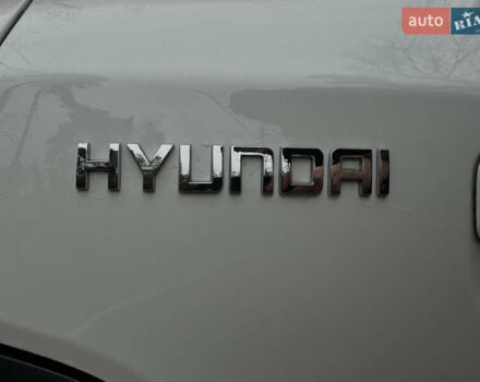 Білий Хендай Kona Electric, об'ємом двигуна 0 л та пробігом 59 тис. км за 17499 $, фото 64 на Automoto.ua