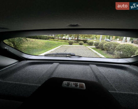 Белый Хендай Kona Electric, объемом двигателя 0 л и пробегом 103 тыс. км за 17999 $, фото 127 на Automoto.ua