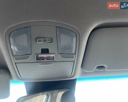 Білий Хендай Kona Electric, об'ємом двигуна 0 л та пробігом 158 тис. км за 16500 $, фото 41 на Automoto.ua