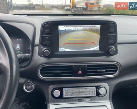 Білий Хендай Kona Electric, об'ємом двигуна 0 л та пробігом 158 тис. км за 16500 $, фото 37 на Automoto.ua