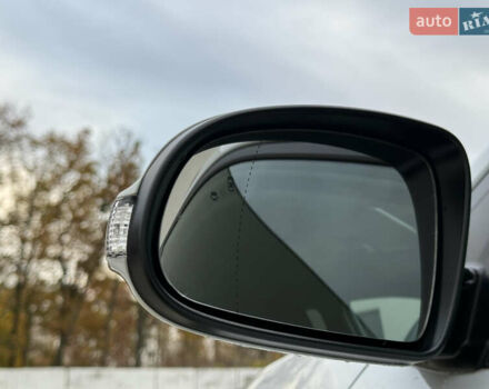 Белый Хендай Kona Electric, объемом двигателя 0 л и пробегом 96 тыс. км за 19500 $, фото 5 на Automoto.ua