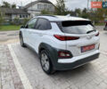 Белый Хендай Kona Electric, объемом двигателя 0 л и пробегом 107 тыс. км за 18465 $, фото 4 на Automoto.ua