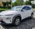 Белый Хендай Kona Electric, объемом двигателя 0 л и пробегом 20 тыс. км за 17400 $, фото 1 на Automoto.ua