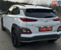 Білий Хендай Kona Electric, об'ємом двигуна 0 л та пробігом 81 тис. км за 18500 $, фото 11 на Automoto.ua