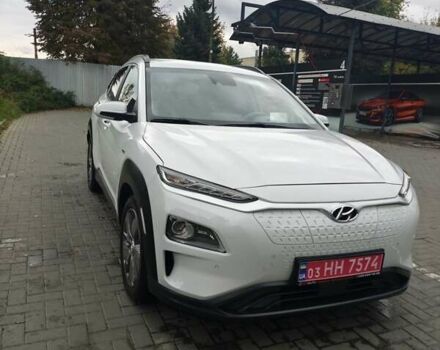Білий Хендай Kona Electric, об'ємом двигуна 0 л та пробігом 78 тис. км за 17900 $, фото 4 на Automoto.ua