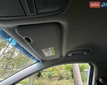 Белый Хендай Kona Electric, объемом двигателя 0 л и пробегом 103 тыс. км за 17999 $, фото 96 на Automoto.ua