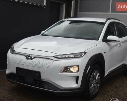 Білий Хендай Kona Electric, об'ємом двигуна 0 л та пробігом 15 тис. км за 15950 $, фото 7 на Automoto.ua