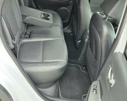 Белый Хендай Kona Electric, объемом двигателя 0 л и пробегом 82 тыс. км за 20437 $, фото 8 на Automoto.ua