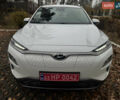 Білий Хендай Kona Electric, об'ємом двигуна 0 л та пробігом 59 тис. км за 17499 $, фото 46 на Automoto.ua