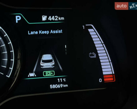 Белый Хендай Kona Electric, объемом двигателя 0 л и пробегом 59 тыс. км за 16900 $, фото 57 на Automoto.ua