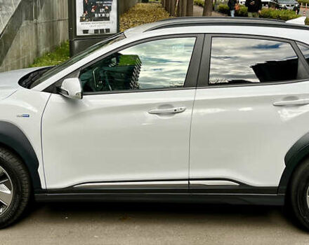 Белый Хендай Kona Electric, объемом двигателя 0 л и пробегом 115 тыс. км за 16900 $, фото 11 на Automoto.ua