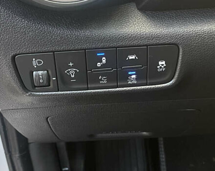 Білий Хендай Kona Electric, об'ємом двигуна 0 л та пробігом 125 тис. км за 17800 $, фото 23 на Automoto.ua