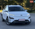 Белый Хендай Kona Electric, объемом двигателя 0 л и пробегом 80 тыс. км за 16900 $, фото 3 на Automoto.ua