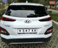 Белый Хендай Kona Electric, объемом двигателя 0 л и пробегом 103 тыс. км за 17999 $, фото 13 на Automoto.ua