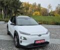 Белый Хендай Kona Electric, объемом двигателя 0 л и пробегом 82 тыс. км за 20437 $, фото 1 на Automoto.ua
