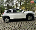 Белый Хендай Kona Electric, объемом двигателя 0 л и пробегом 103 тыс. км за 17999 $, фото 11 на Automoto.ua